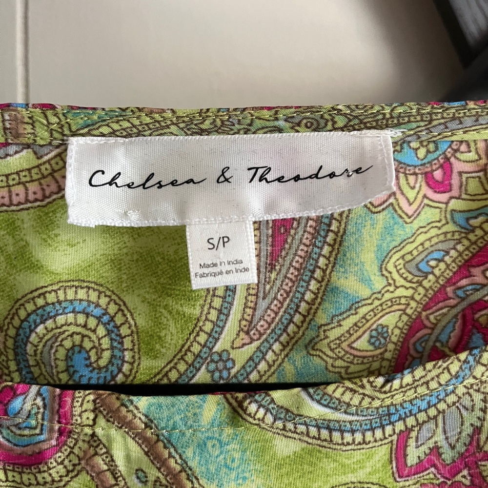 Paisley Print Green and Pink Women's Top - Picture 7 of 8